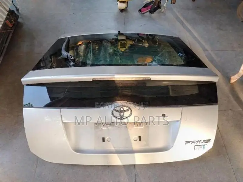 Toyota Prius 20 Dicky Door