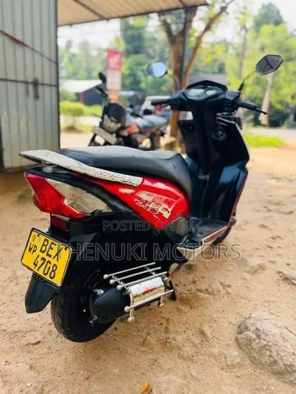 Honda Dio 2018
