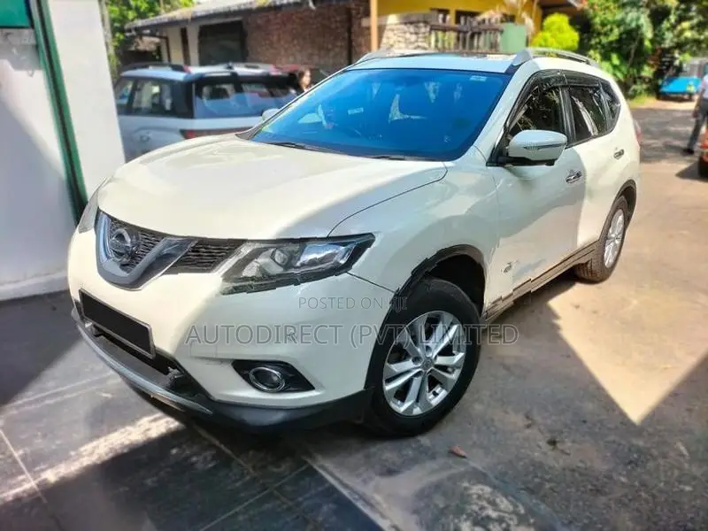 Nissan X-Trail 2015