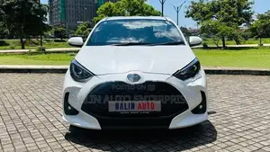 Toyota Yaris X Grade 2024