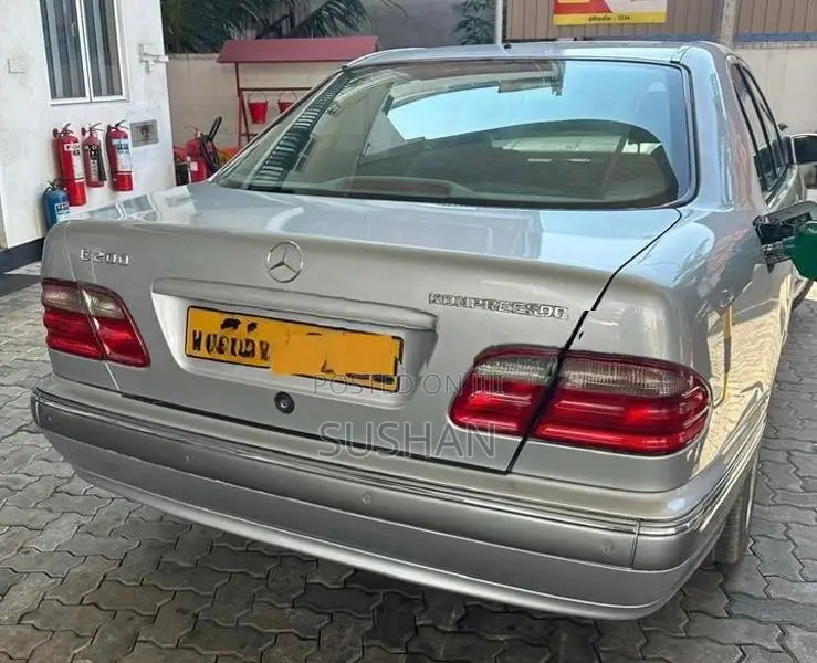 Mercedes Benz E200 Facelift 2000