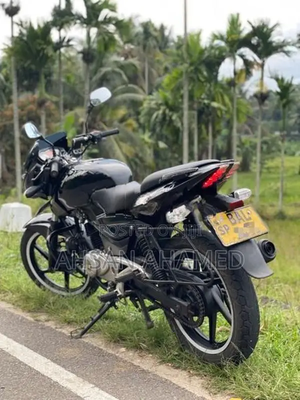 Bajaj Pulsar 180 2013