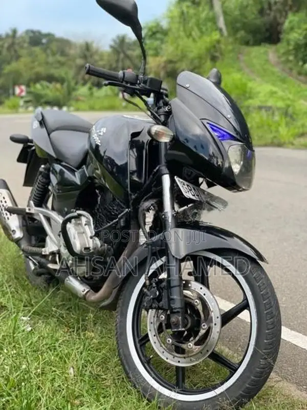 Bajaj Pulsar 180 2013