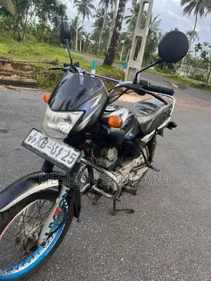 Bajaj CT100 2011