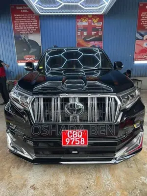 Toyota Land Cruiser Prado TX 150 2023