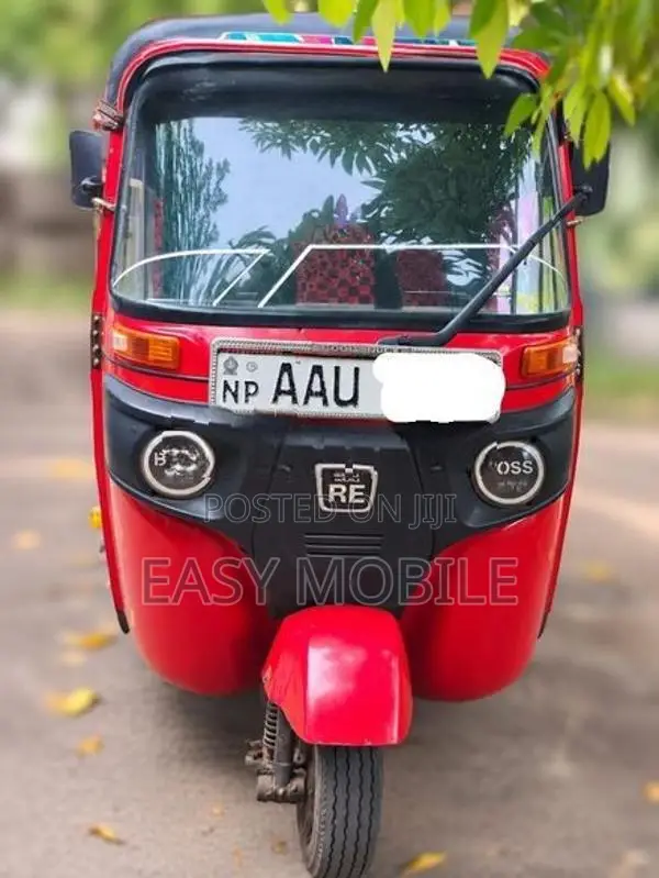 Bajaj RE 2014