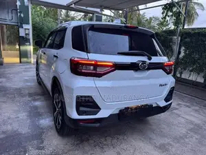 Daihatsu Rocky Premium G 2025
