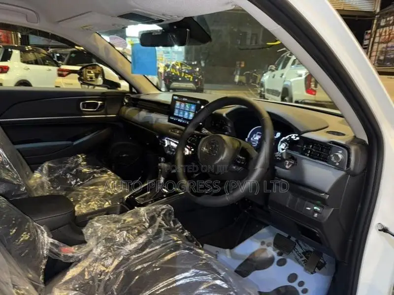 Honda Vezel Z Navi Package 2026