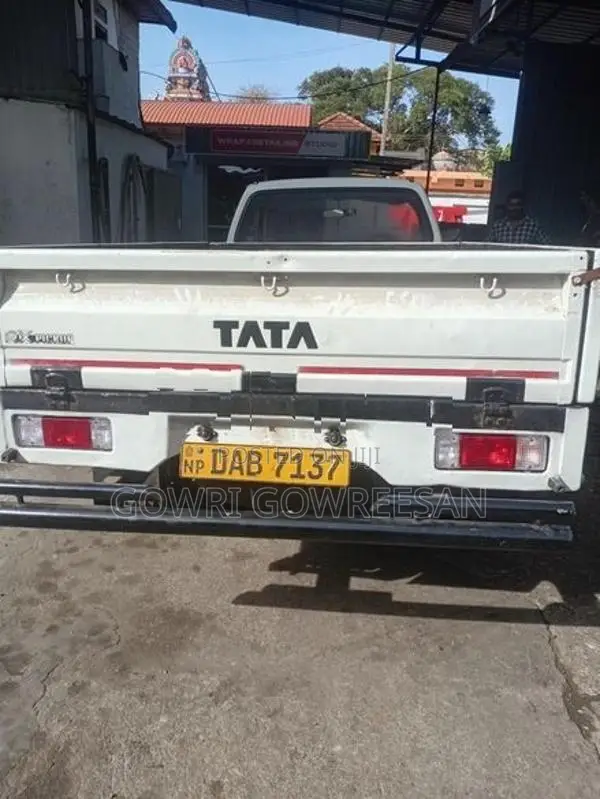 Tata 207 2014