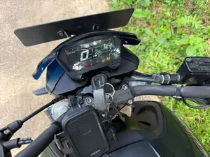 Hero Hunk 160R 4V 2025
