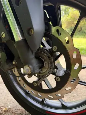 Hero Hunk 160R 4V 2025