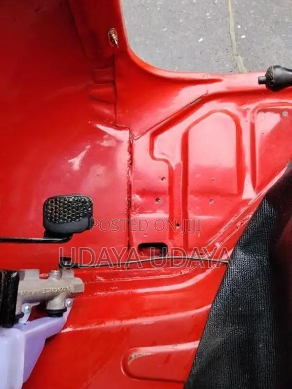 Bajaj RE QX 2011