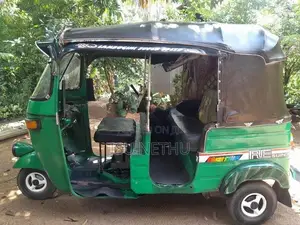Bajaj RE 2002