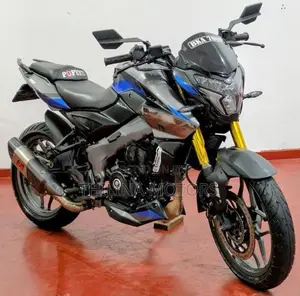 Bajaj Pulsar NS200 2025