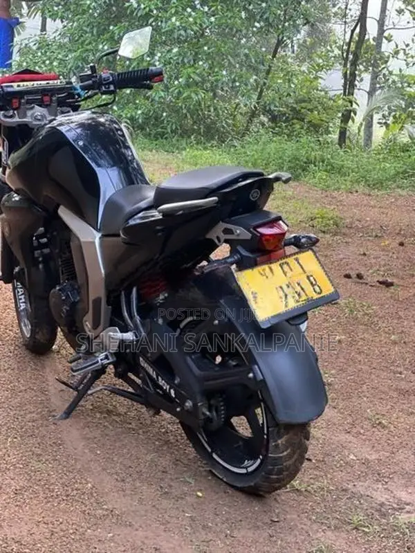 Yamaha FZ V2 2018