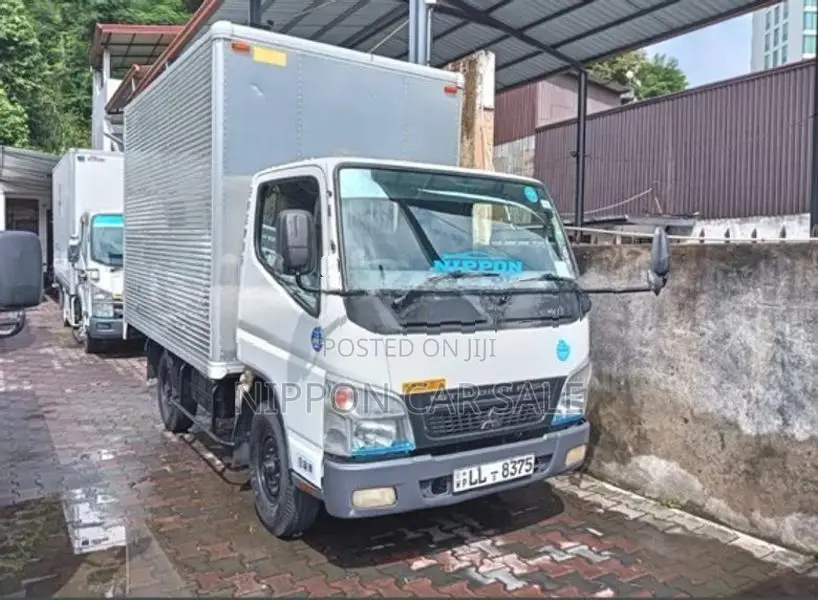 Mitsubishi Canter Single Wheel 2015
