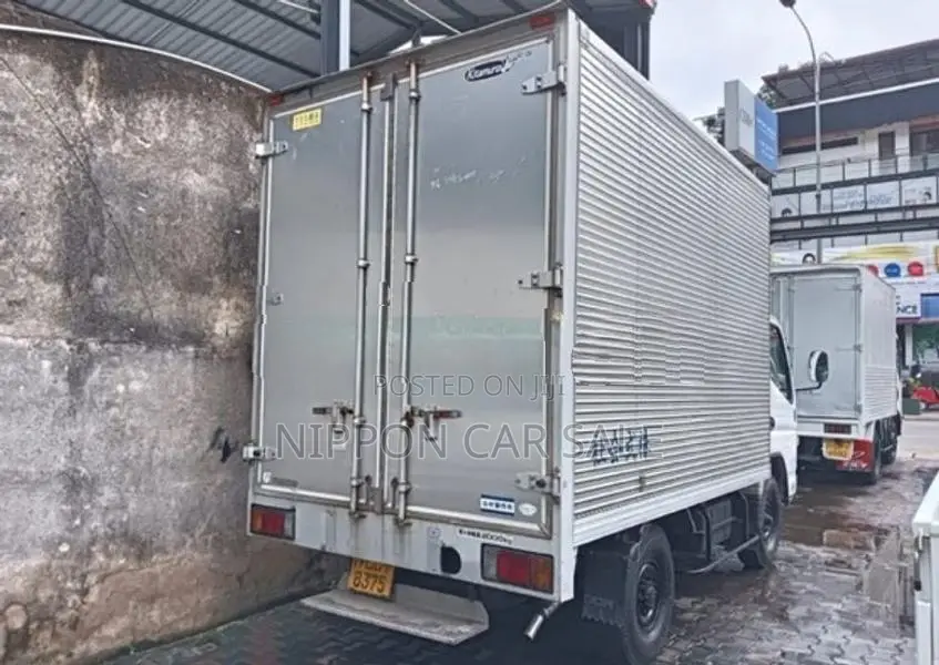 Mitsubishi Canter Single Wheel 2015