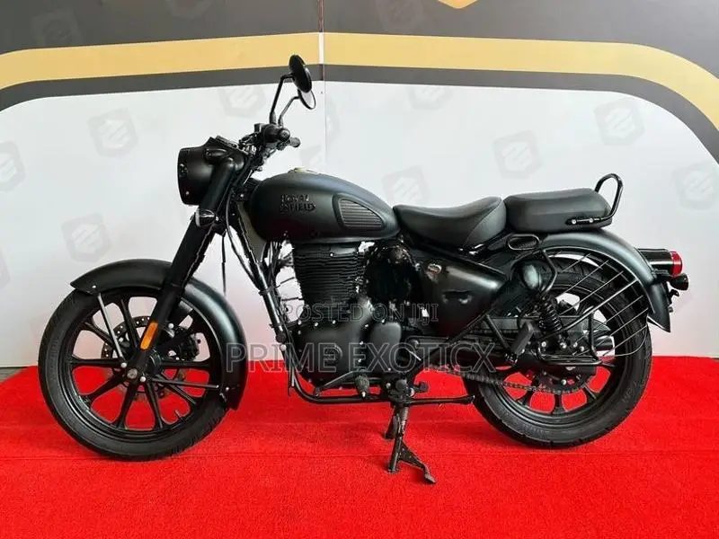 Royal Enfield Classic 350 Stealth Black 2026