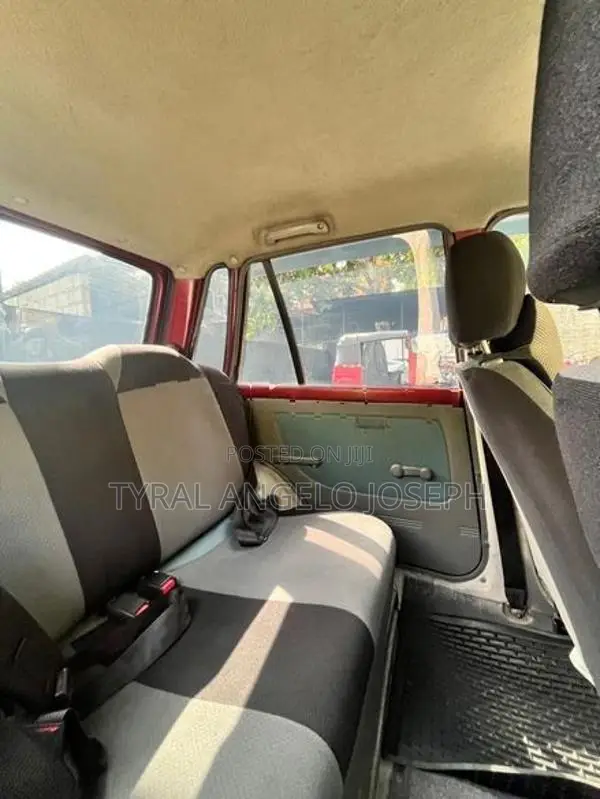 Maruti Suzuki 800 2012