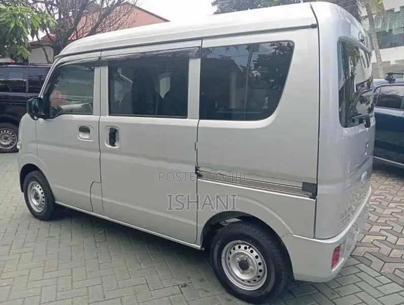 Nissan Clipper 2024
