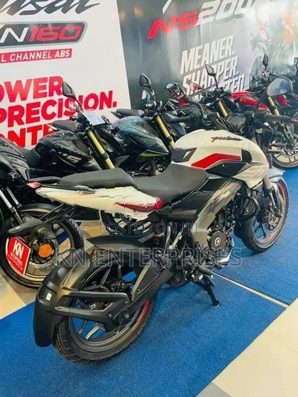 Bajaj Pulsar NS200 2026