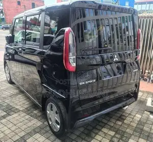 Mitsubishi eK Space 2024