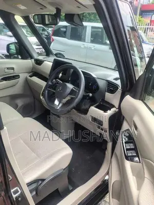 Mitsubishi eK Space 2024