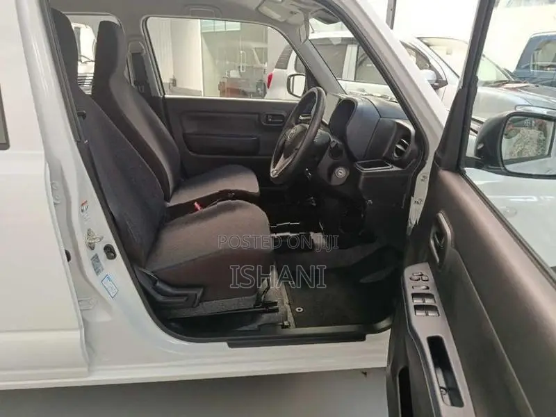 Mazda Carol 2023