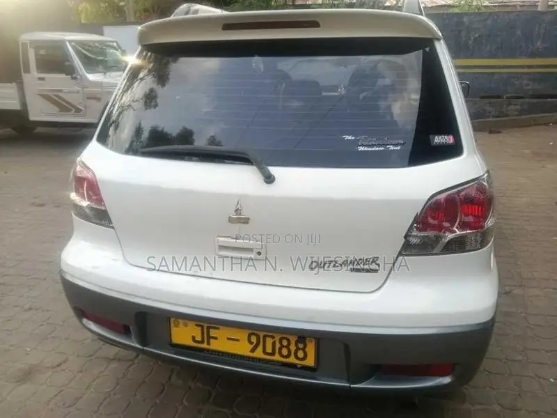Mitsubishi Outlander 2003