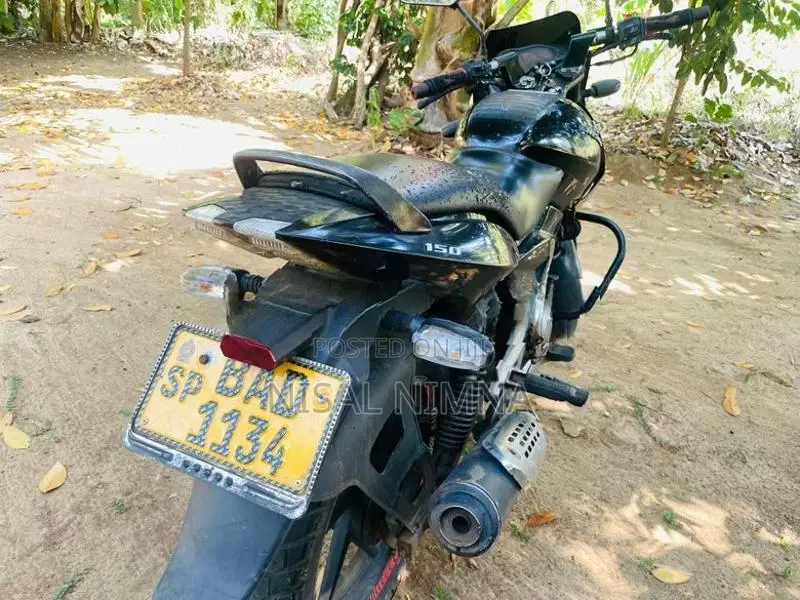 Bajaj Pulsar 150 2013