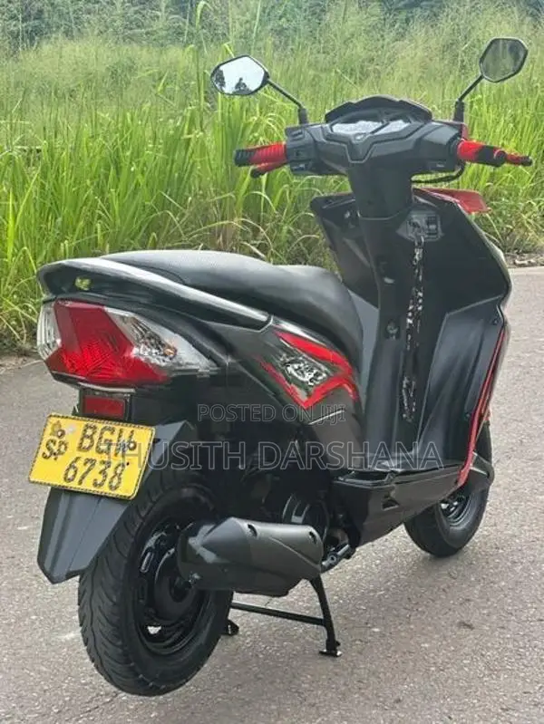 Honda Dio 2018