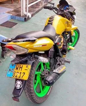 TVS Apache 2011