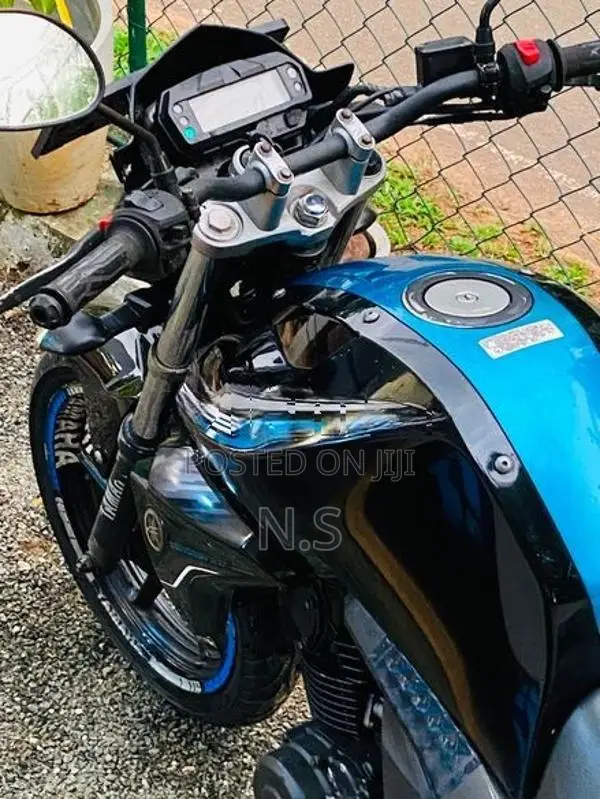 Yamaha FZ S 2016