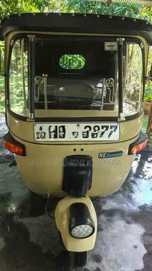 Bajaj RE 2003