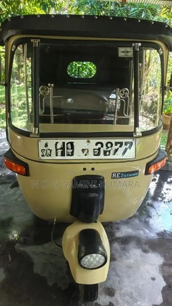 Bajaj RE 2003