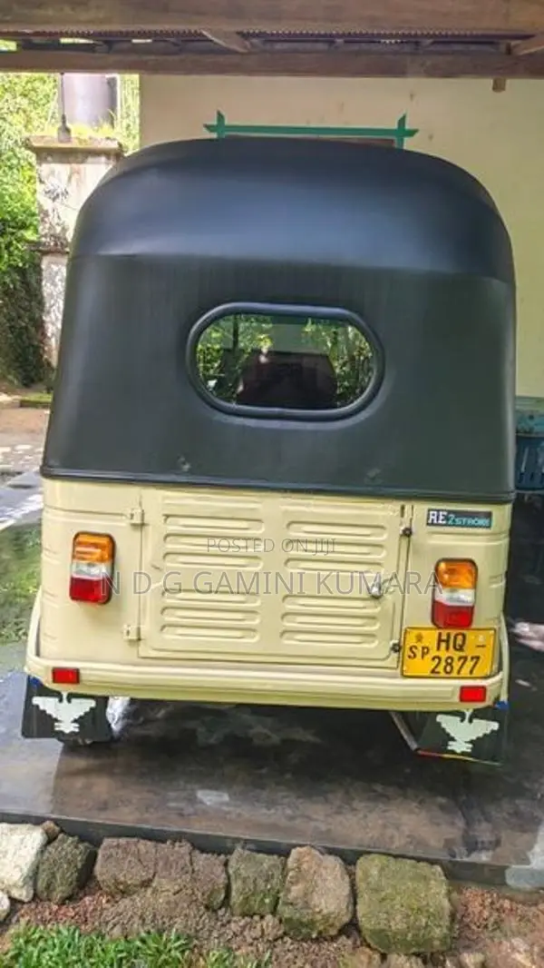 Bajaj RE 2003