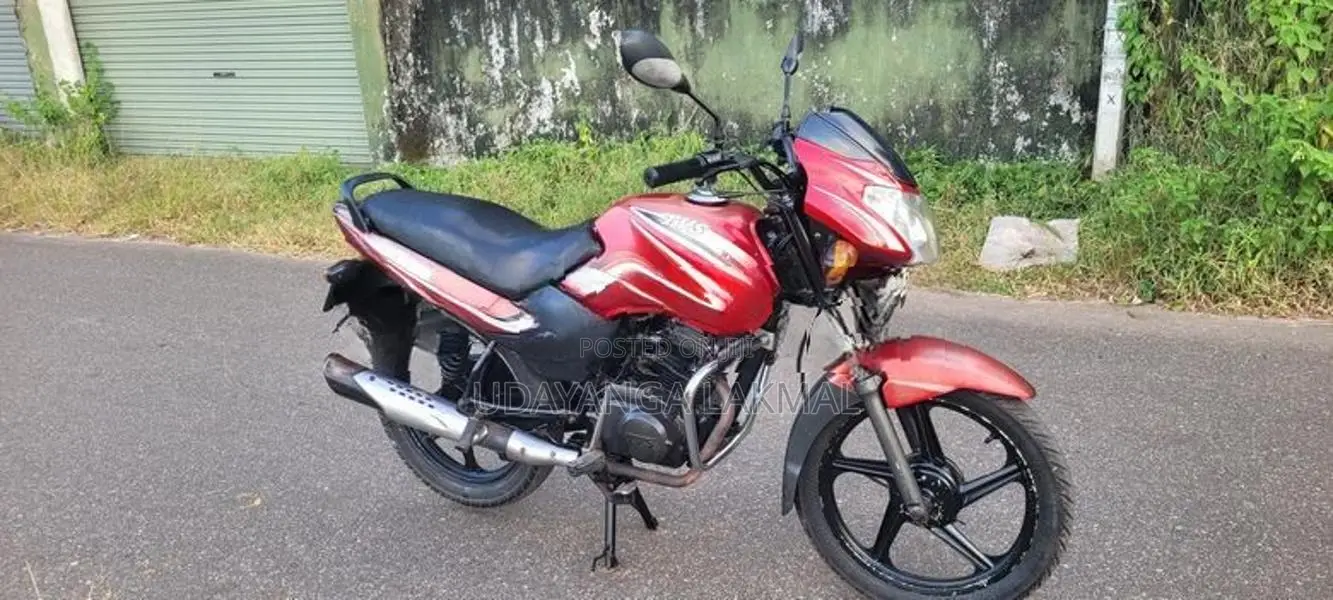 TVS Metro 2016