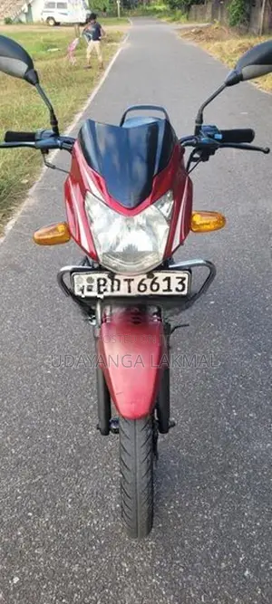 TVS Metro 2016