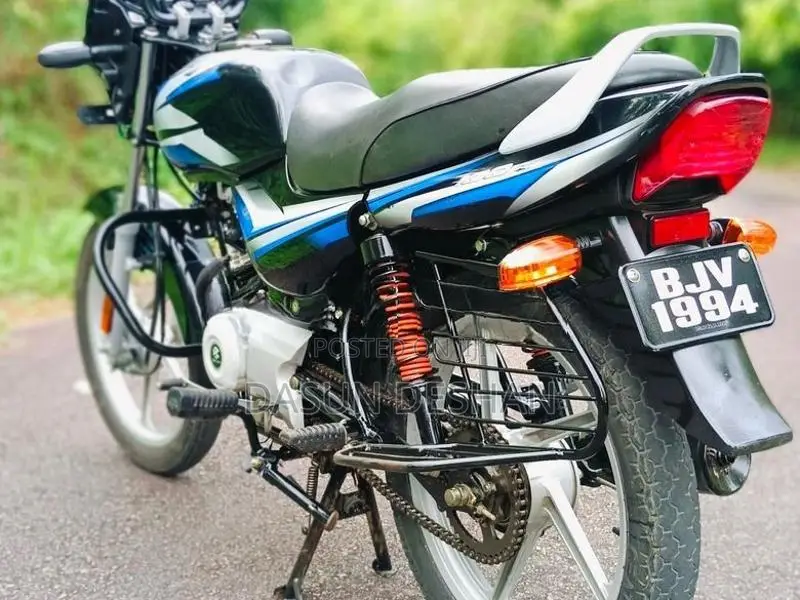 Bajaj CT100 2025