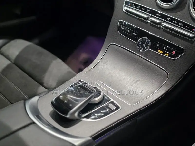 Mercedes Benz C200 AMG Plus 2018
