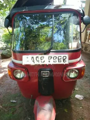 Bajaj RE 2012