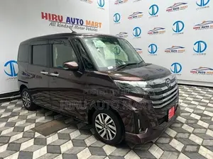 Toyota Roomy Custom G 2023