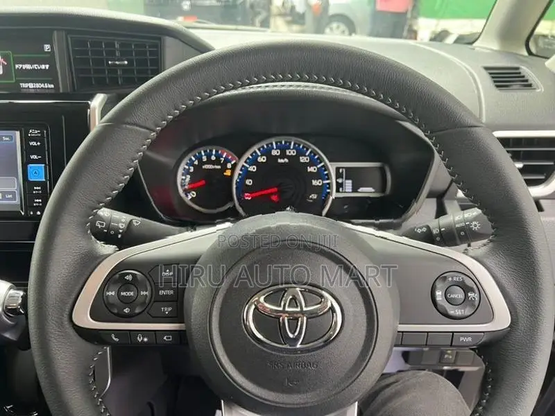 Toyota Roomy Custom G 2023