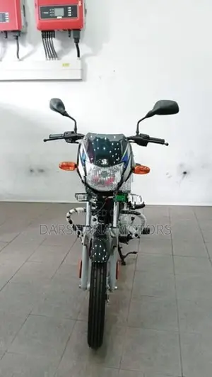 Bajaj CT100 2026