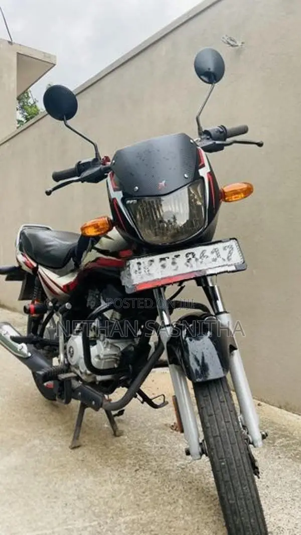 Bajaj CT100 2024