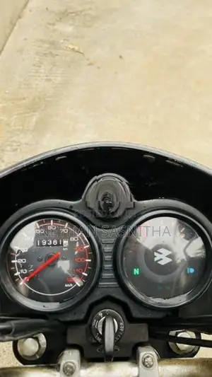 Bajaj CT100 2024