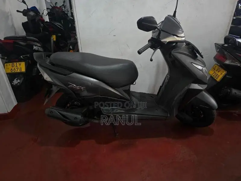 Honda Dio 2017