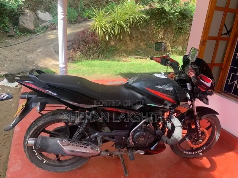 Bajaj Pulsar 150 2018