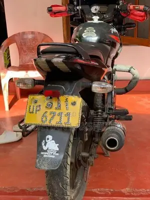 Bajaj Pulsar 150 2018