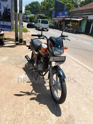 Bajaj CT100 2024